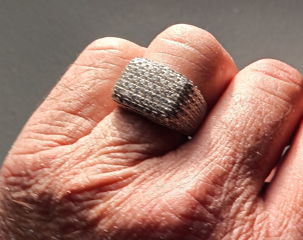 Men's diamond ring white gold three and a half carats of real Earth diamonds bea